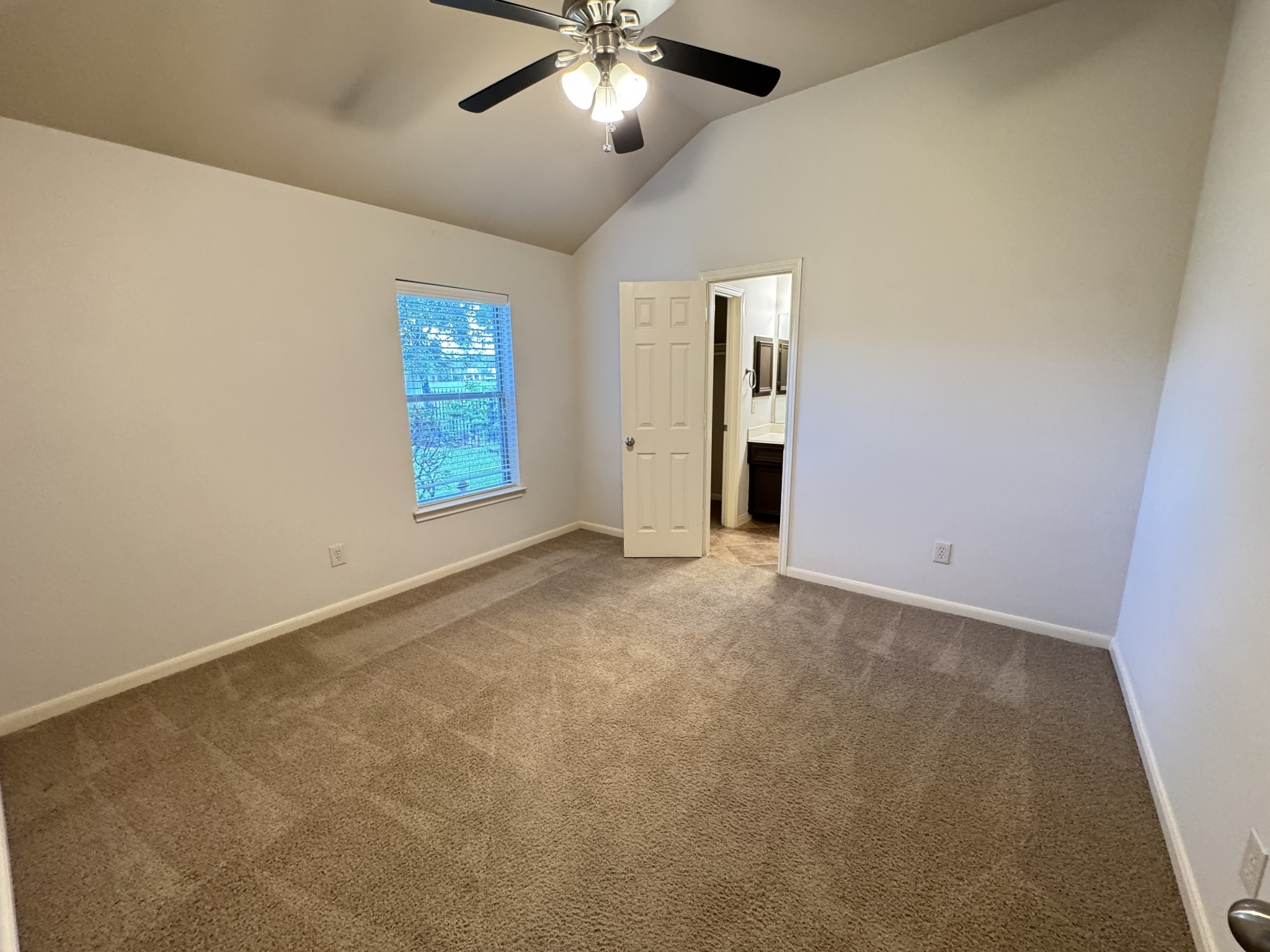 13410 Northspring Bend Lane Property Photo 34