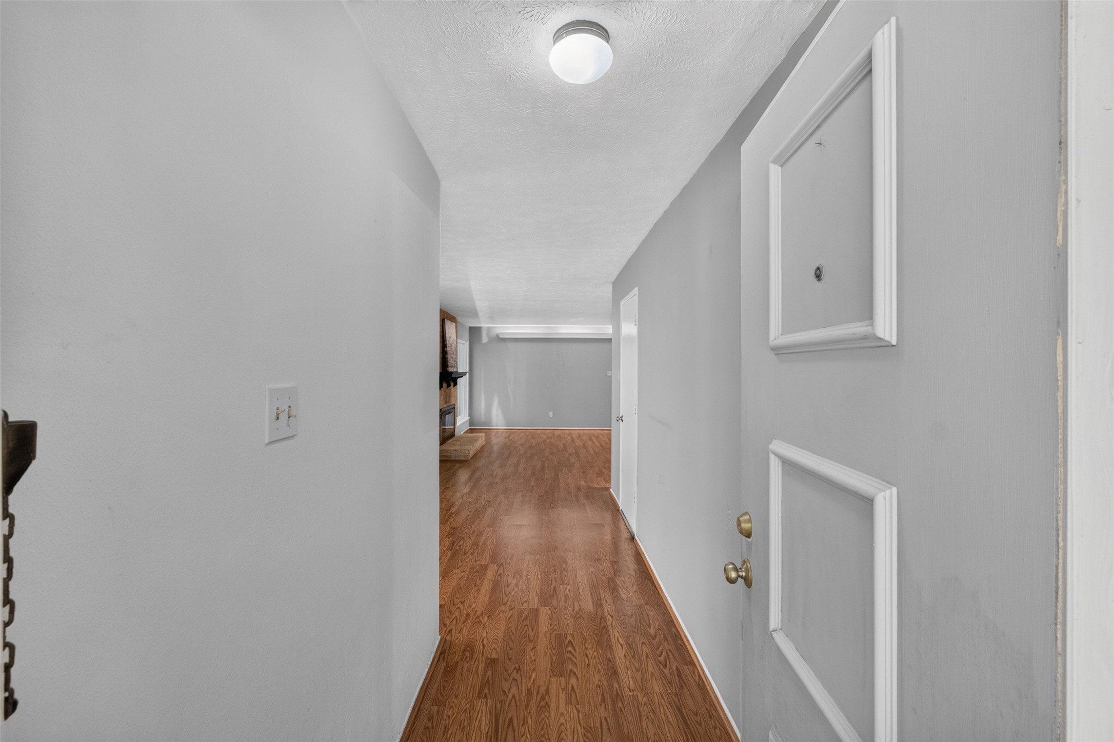 11911 Brook Meadows Lane Property Photo 7