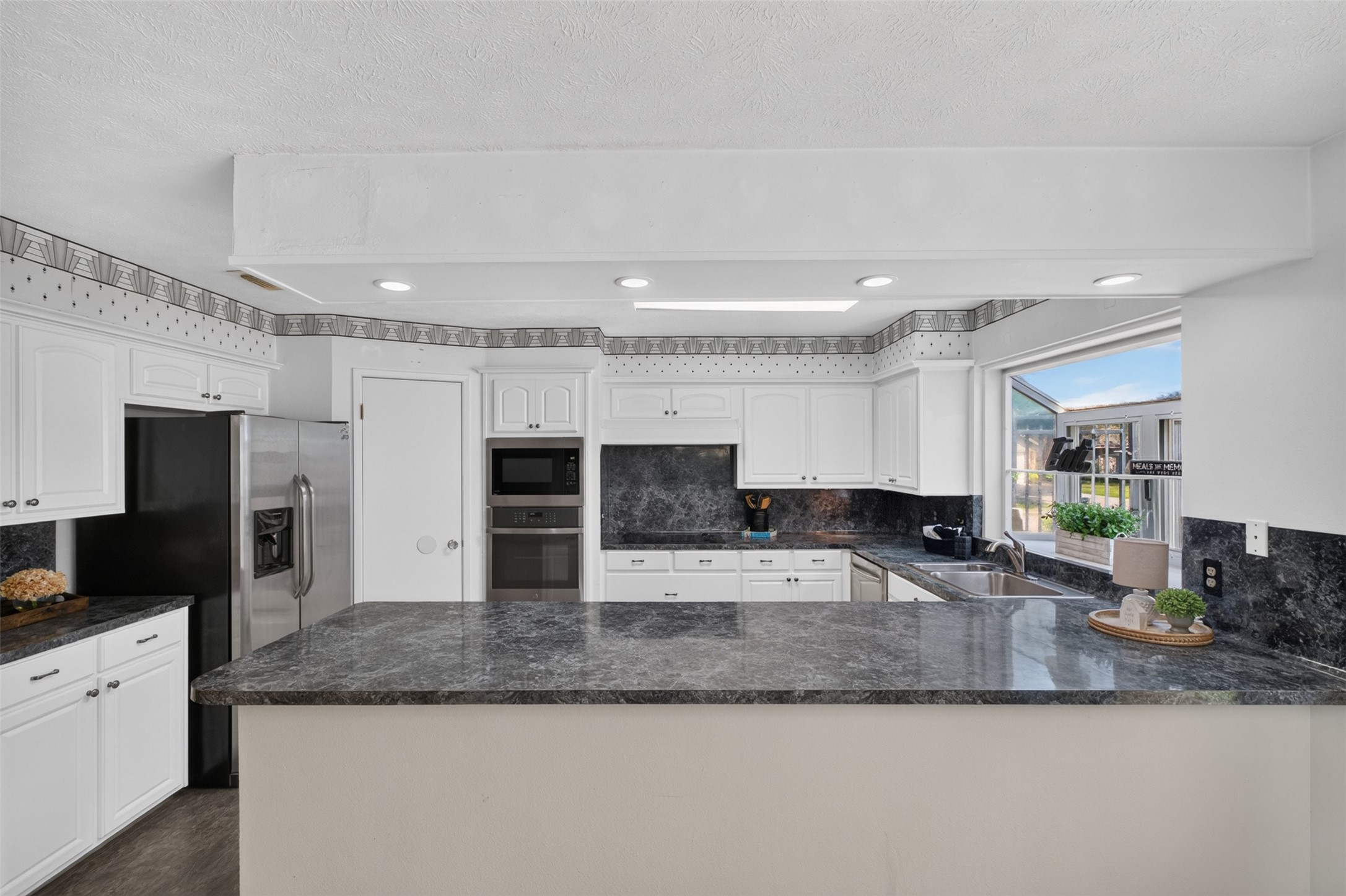 11911 Brook Meadows Lane Property Photo 8