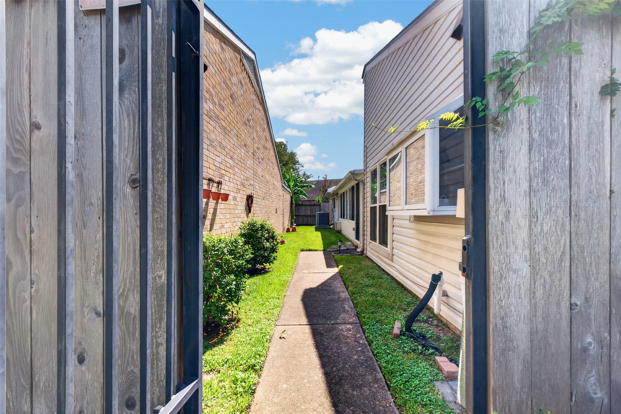 11911 Brook Meadows Lane Property Photo 33