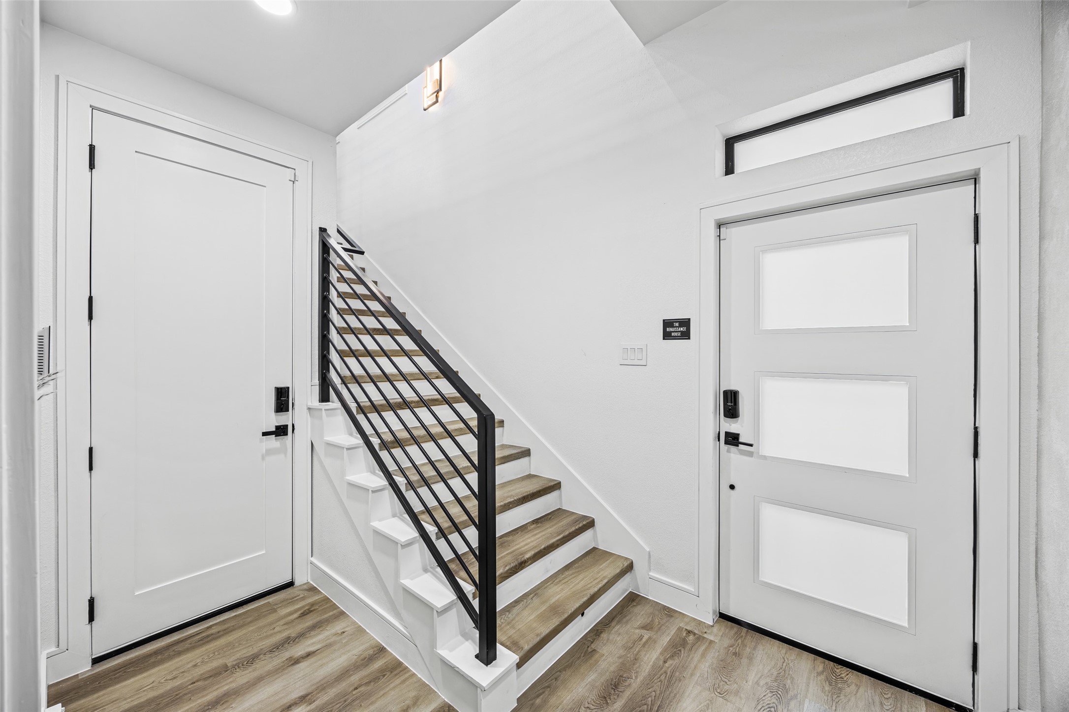 2801 Delano Street Property Photo 4