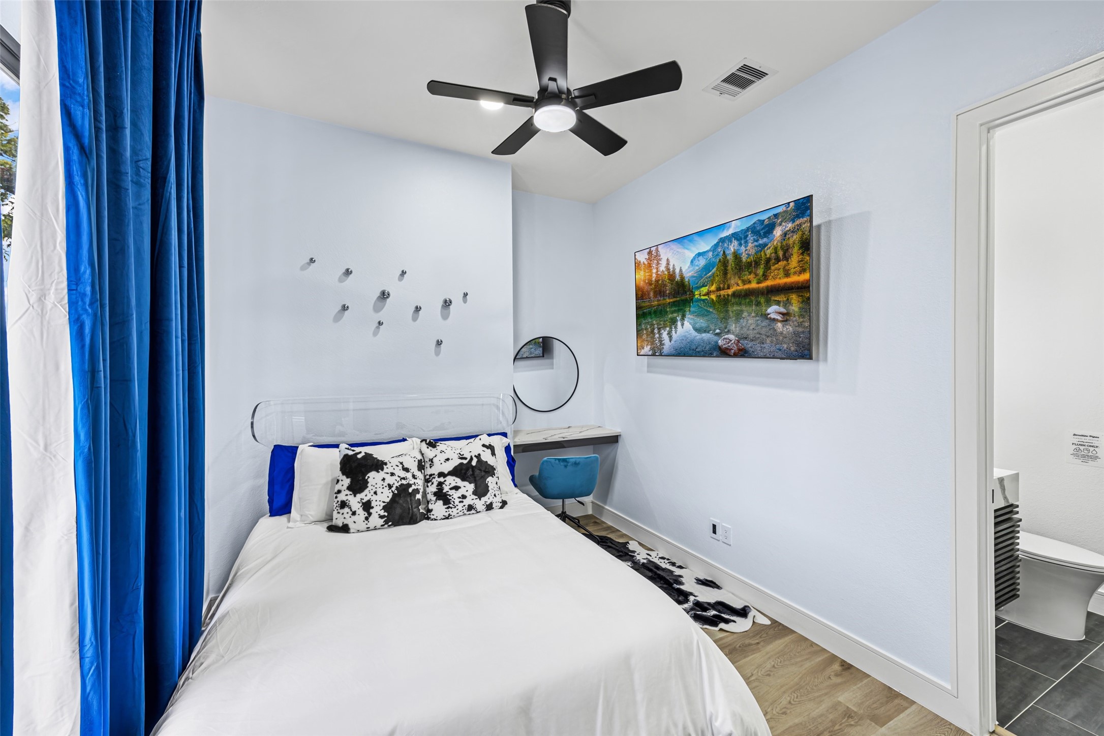 2801 Delano Street Property Photo 19