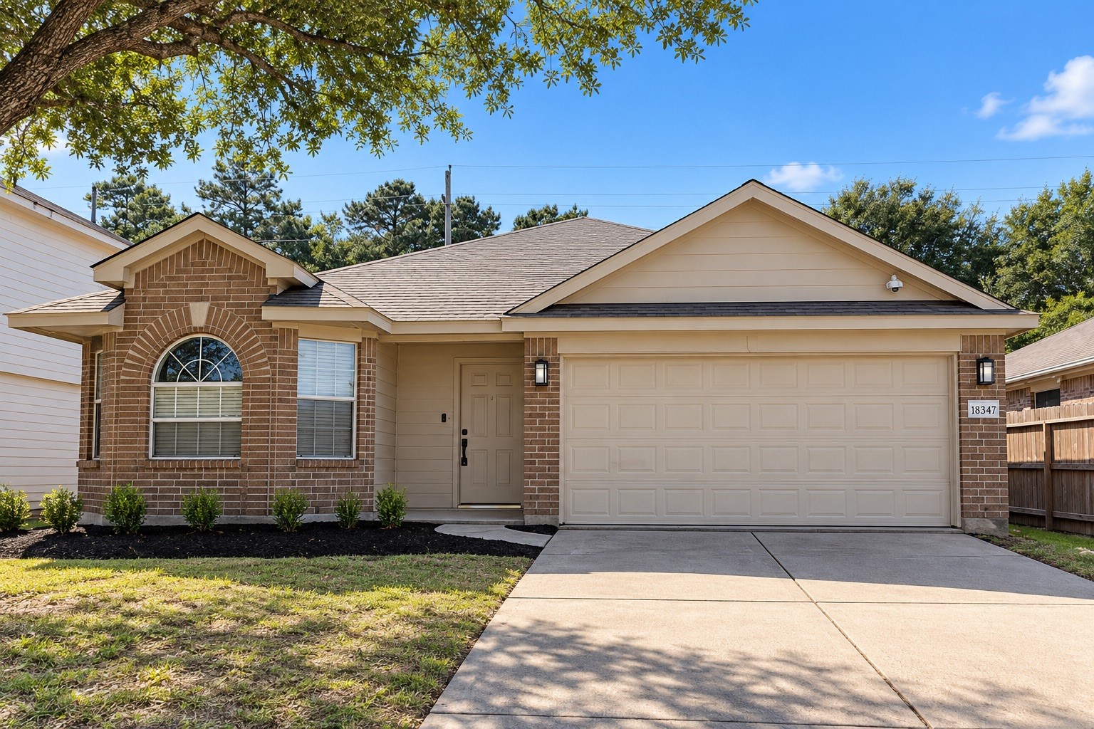 18347 Atascocita Meadows Drive Property Photo 1