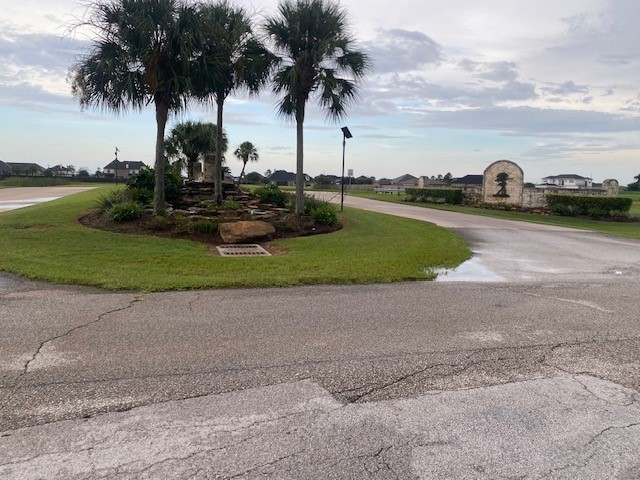 3703 Palm Crest Drive Property Photo 1