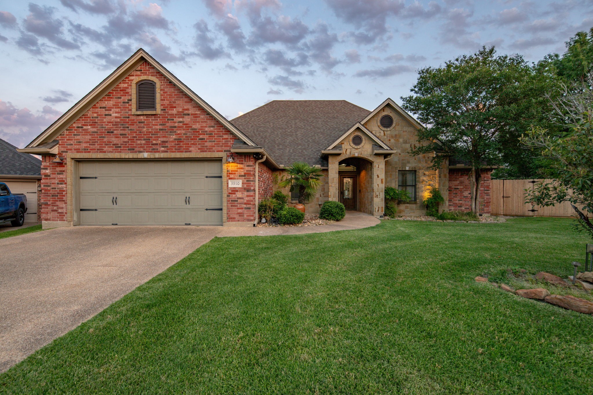 3910 Faimes Court Property Photo 1