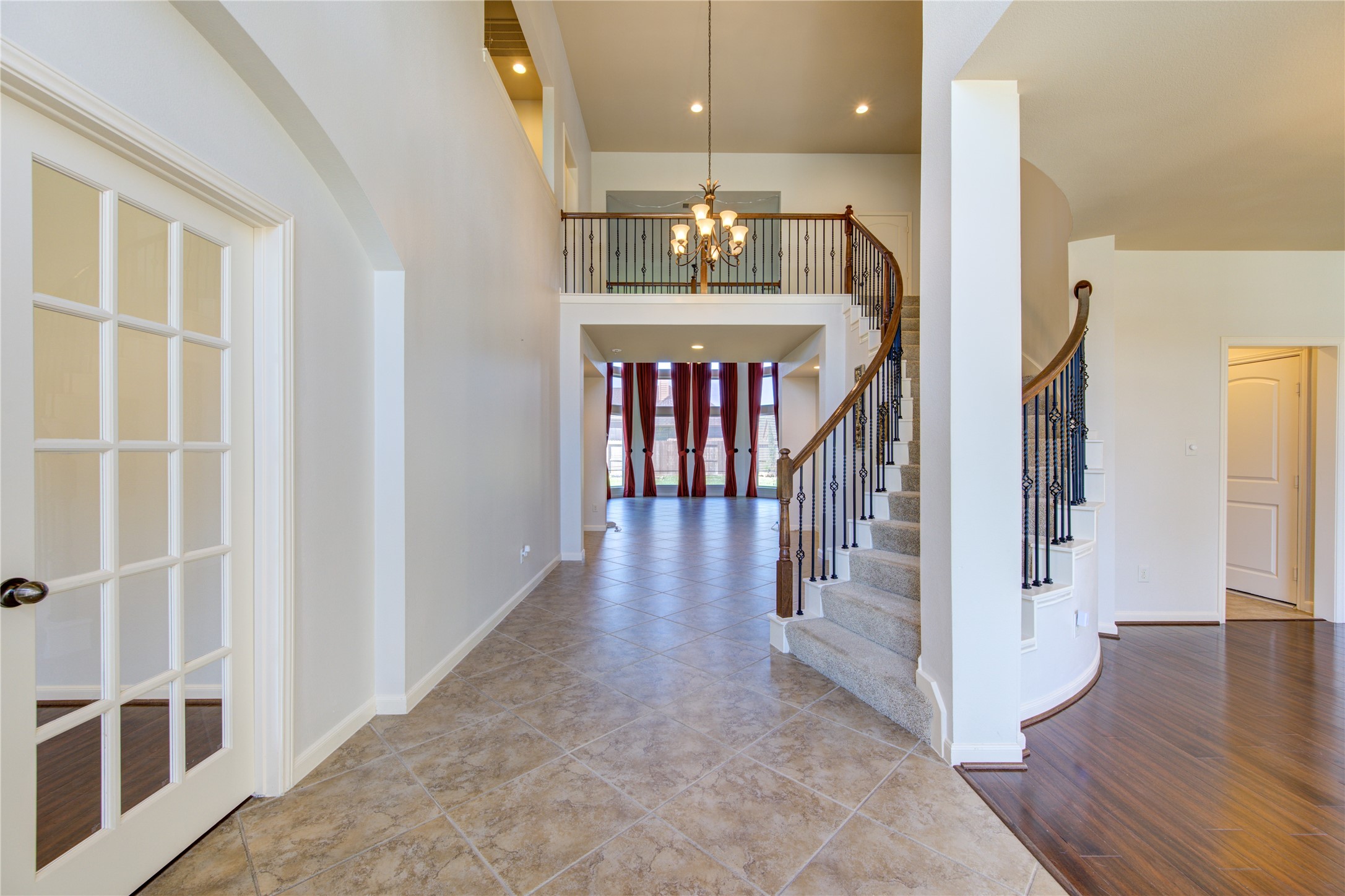 13419 Breakwater Path Loop Loop Property Photo 4