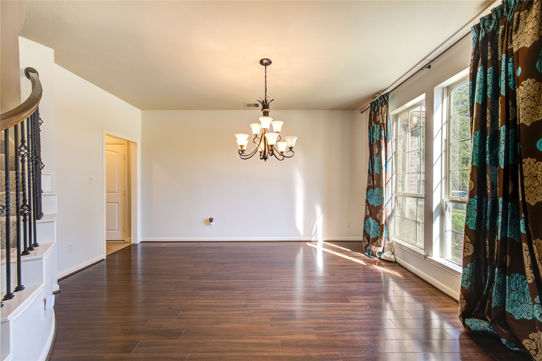 13419 Breakwater Path Loop Loop Property Photo 9