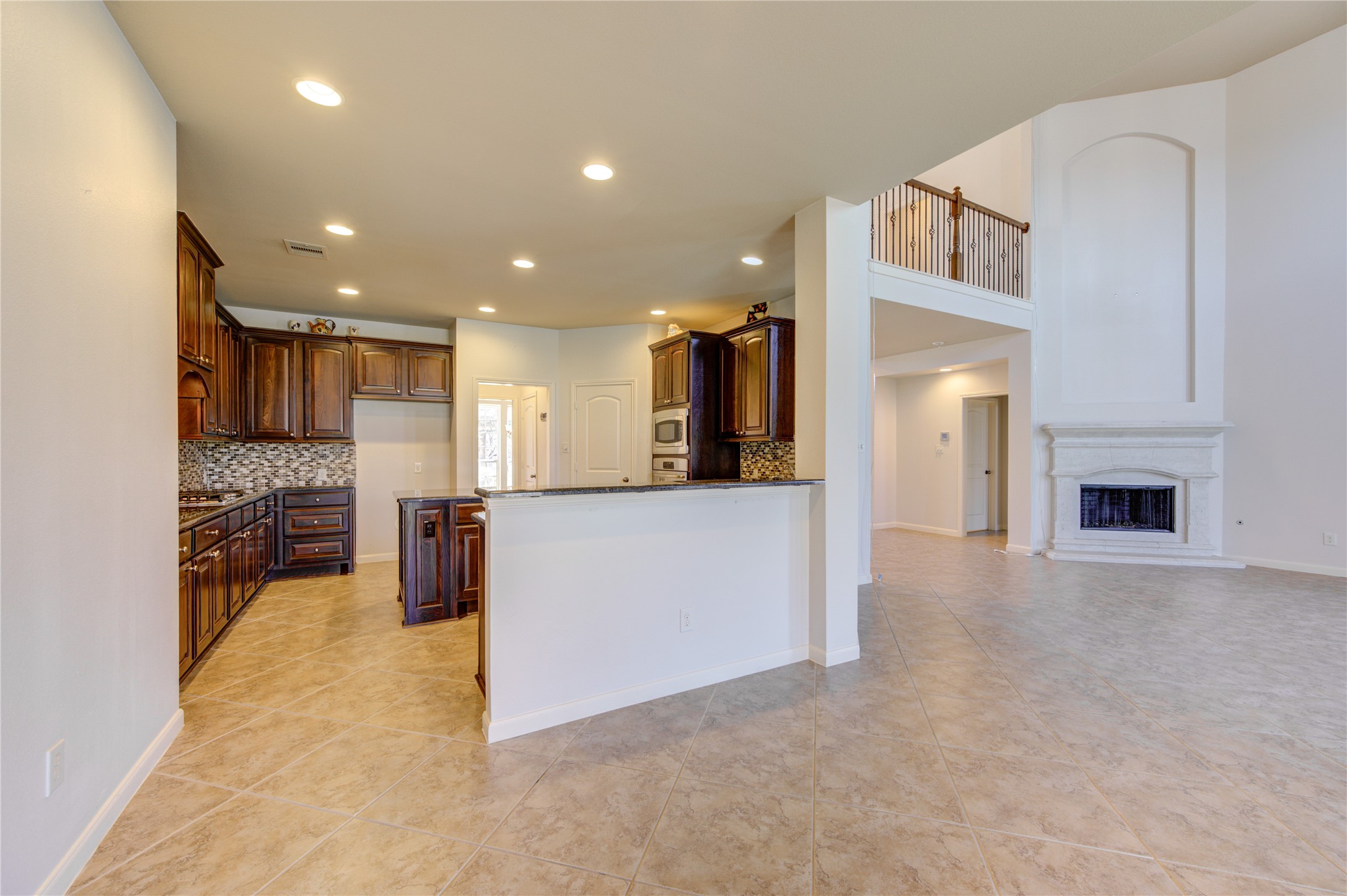 13419 Breakwater Path Loop Loop Property Photo 13