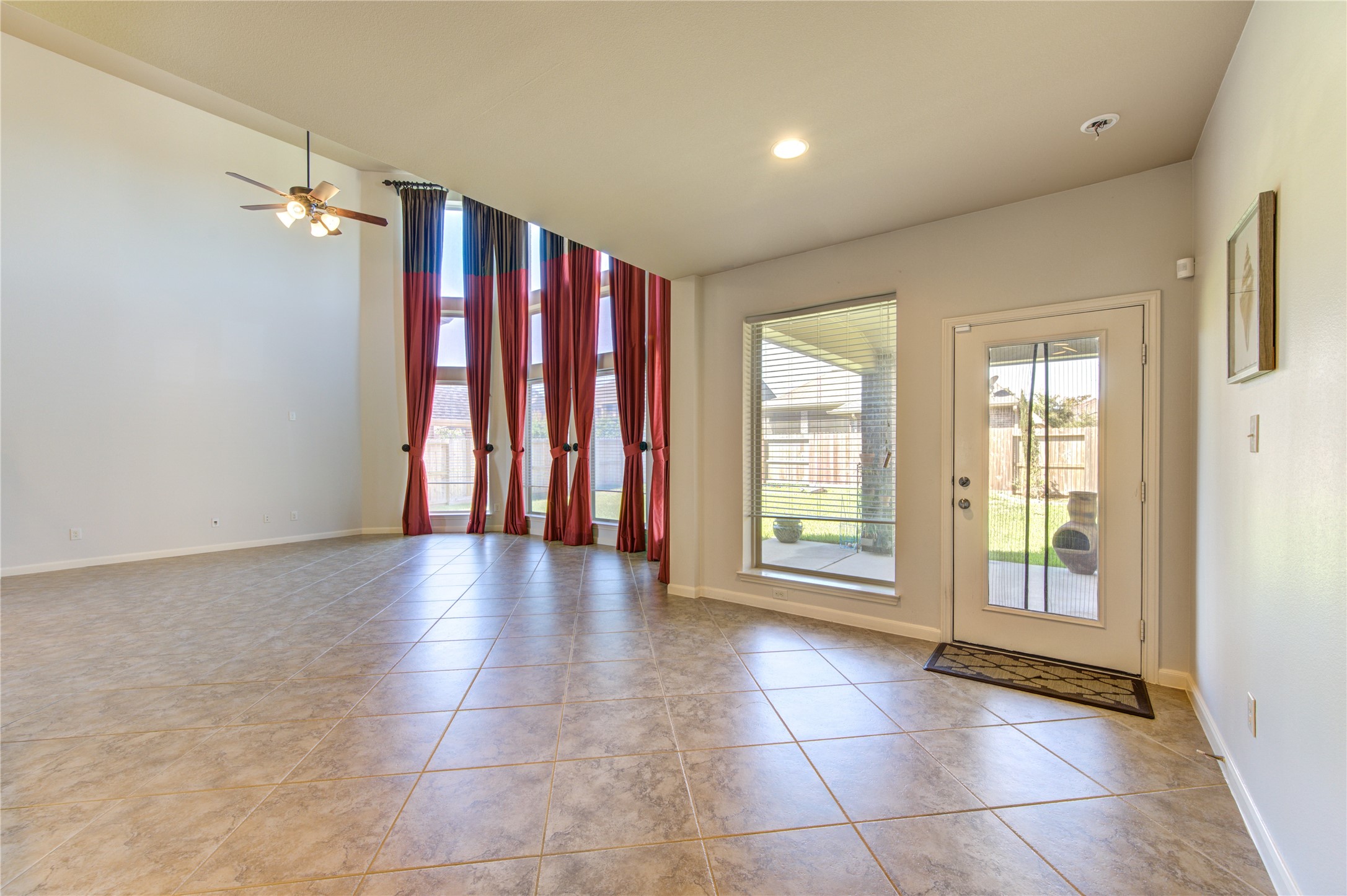 13419 Breakwater Path Loop Loop Property Photo 17
