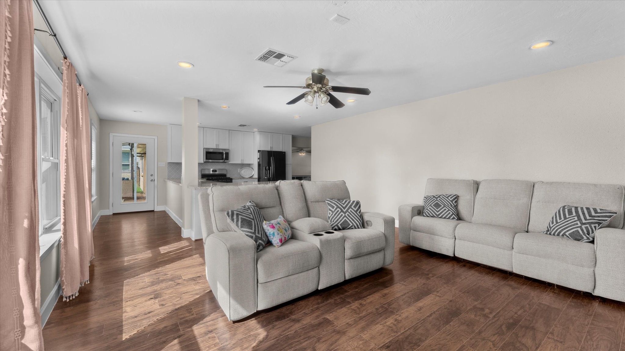 32033 Birdie Drive Property Photo 12