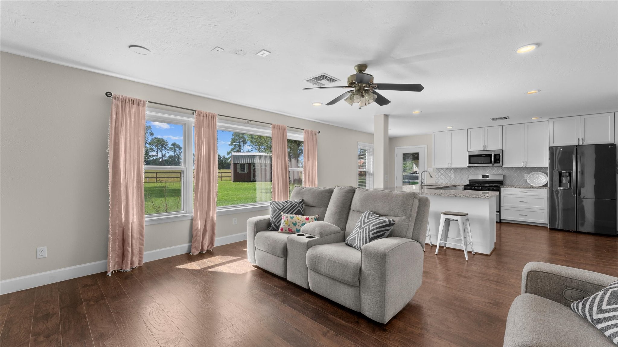 32033 Birdie Drive Property Photo 14