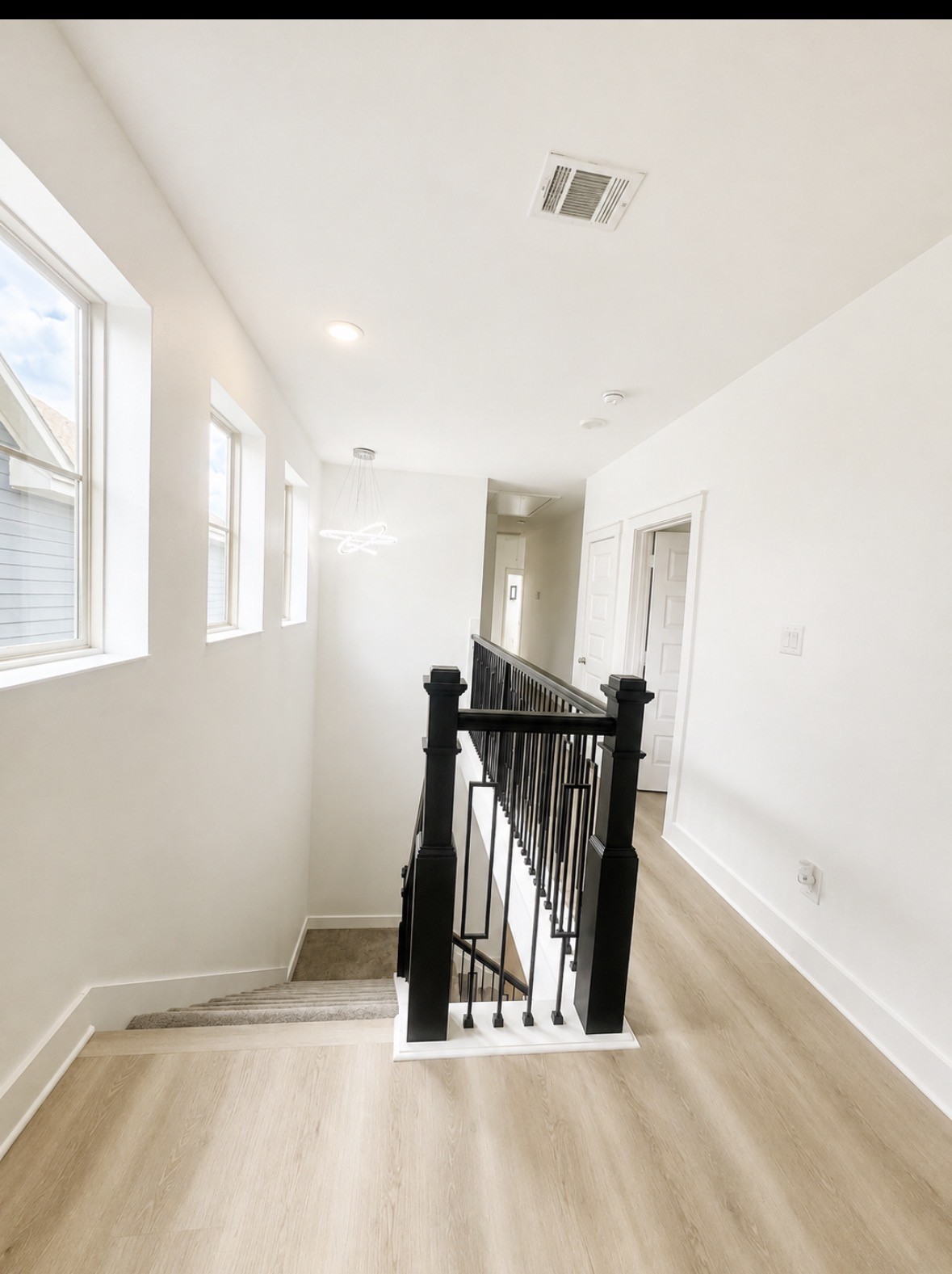 16722 Echo Heights Drive Property Photo 18