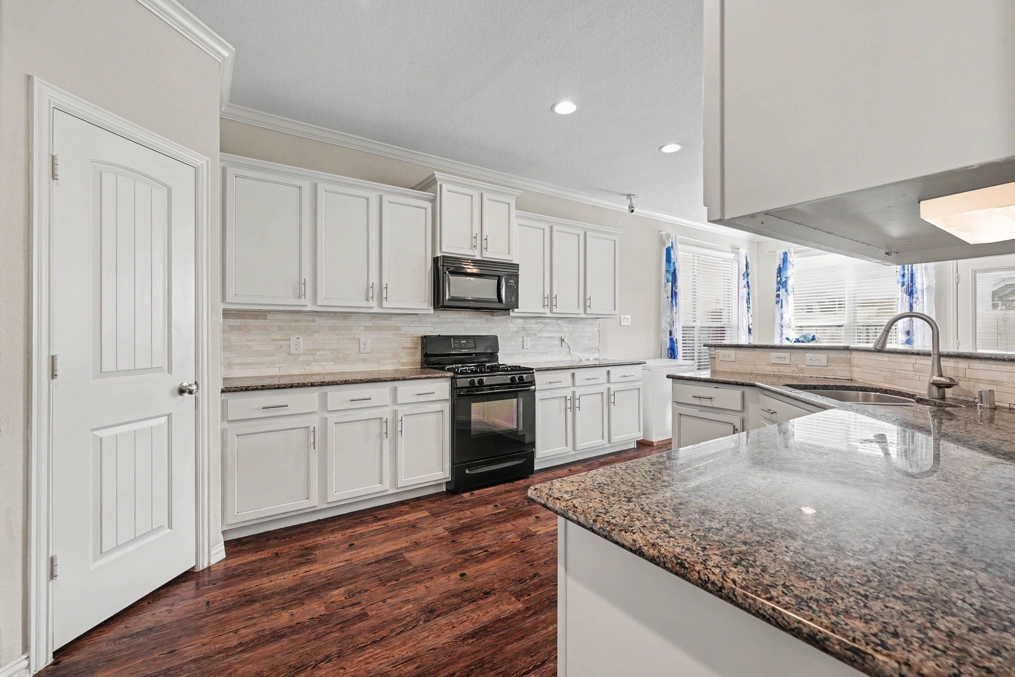 20418 Kittredge Drive Property Photo 14