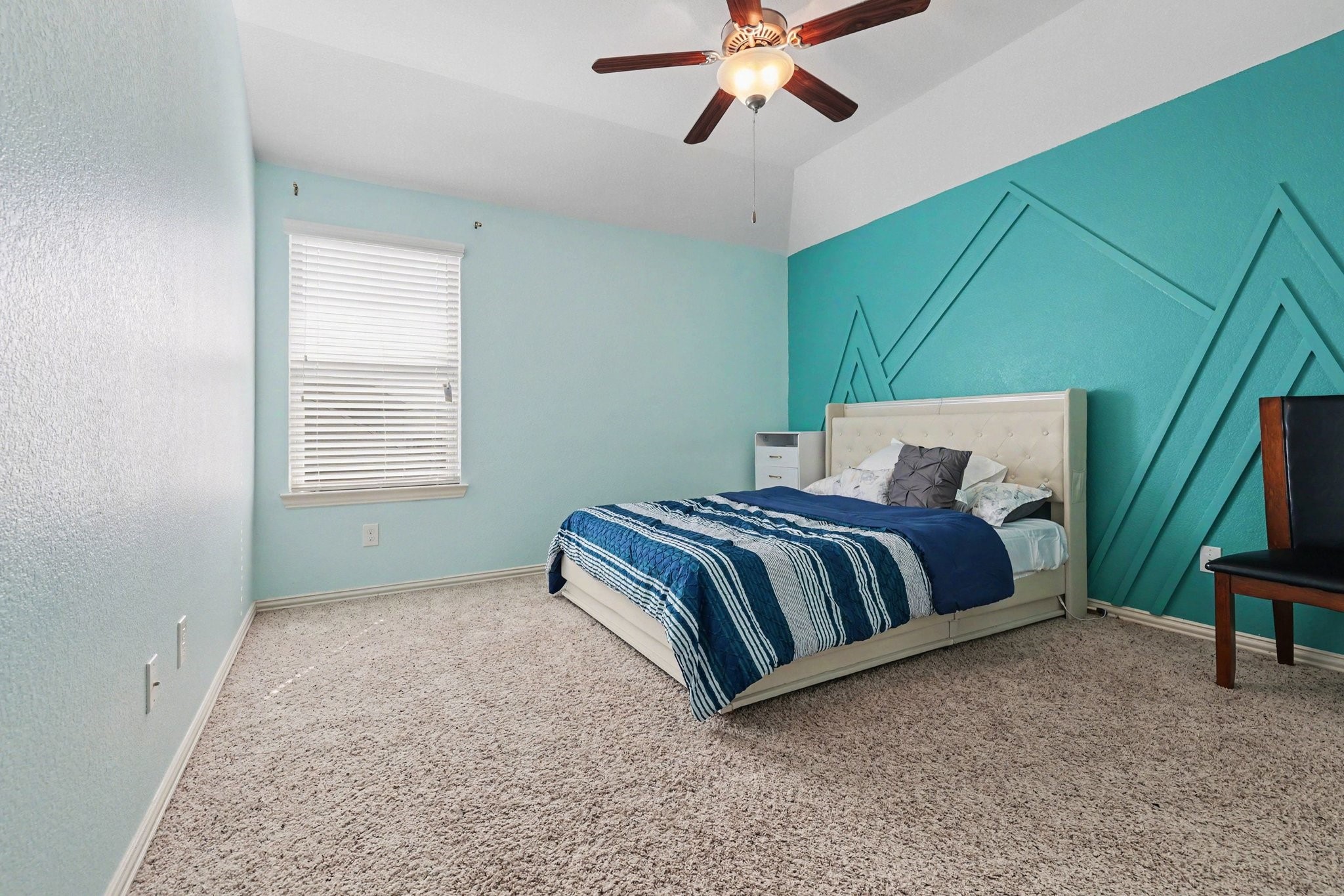 20418 Kittredge Drive Property Photo 25