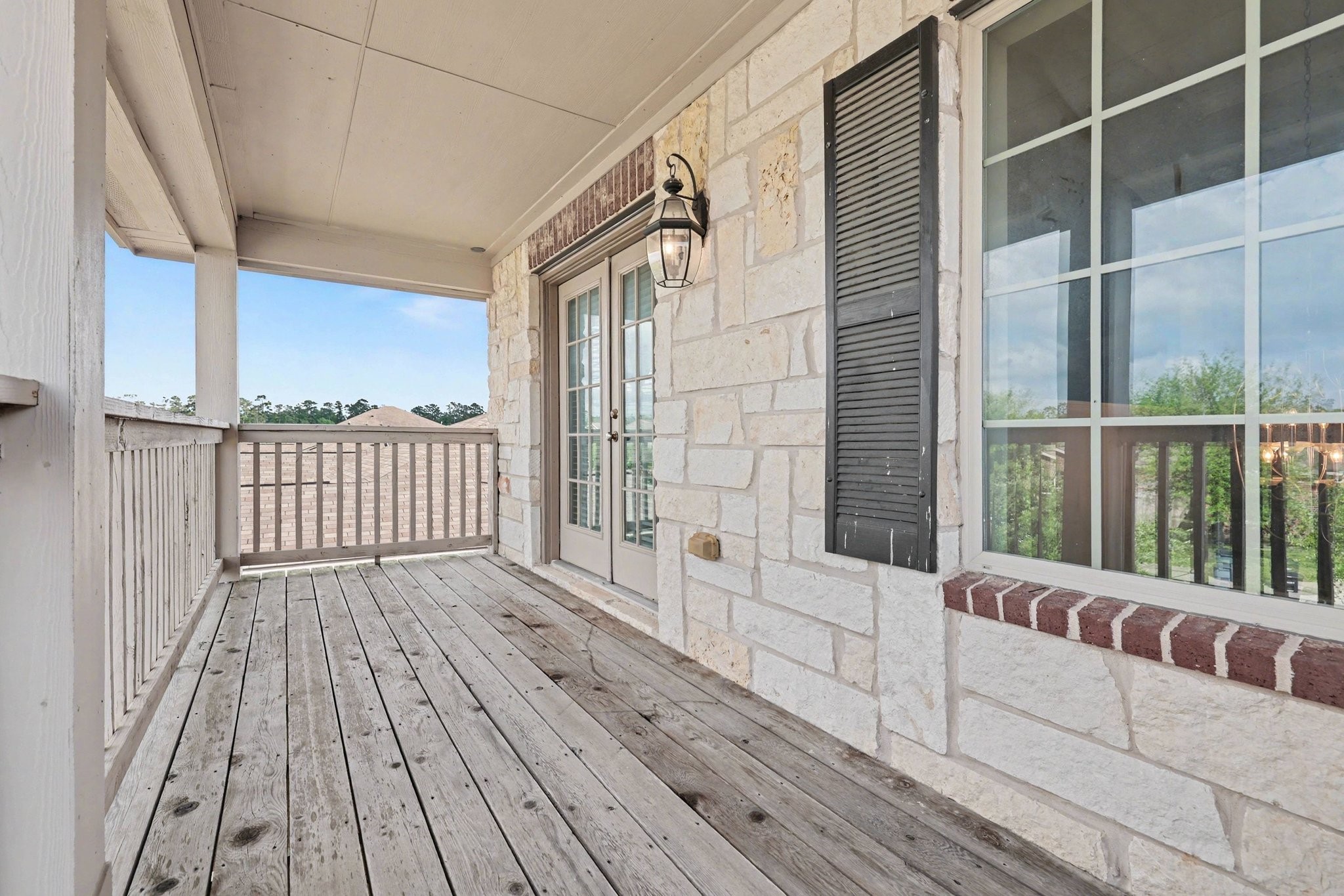 20418 Kittredge Drive Property Photo 33