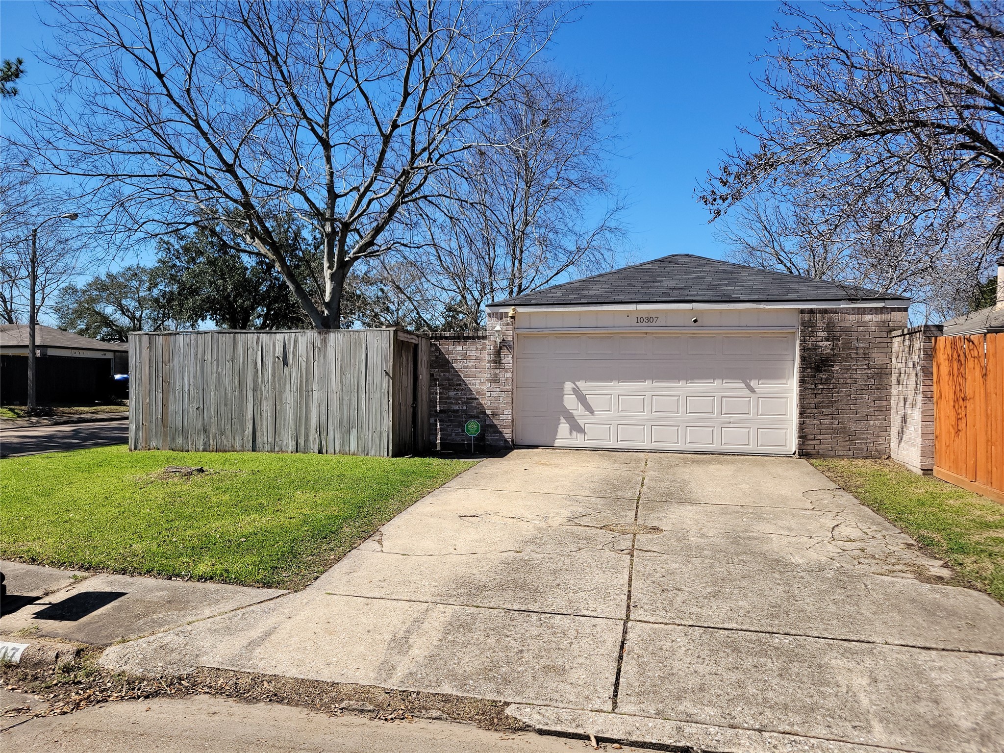 10307 Buffalo Bend Drive Property Photo