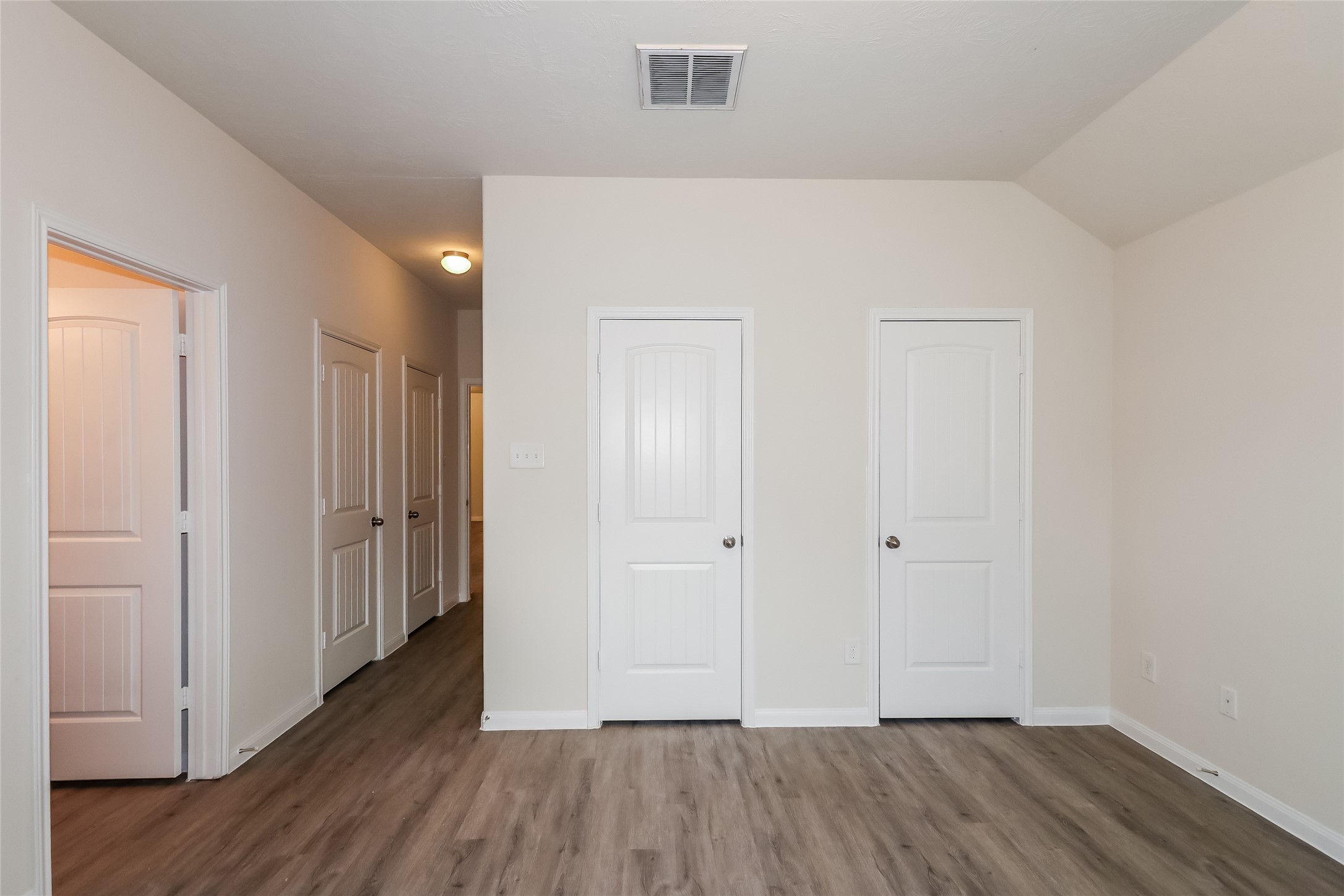 5506 Plantation Forest Drive Property Photo 7