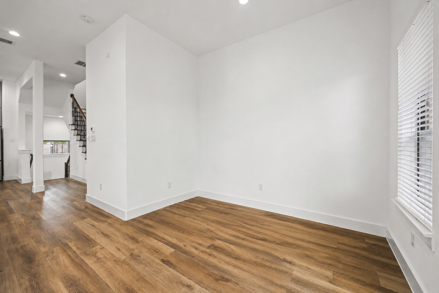 1305 E 27th Street A Property Photo 11