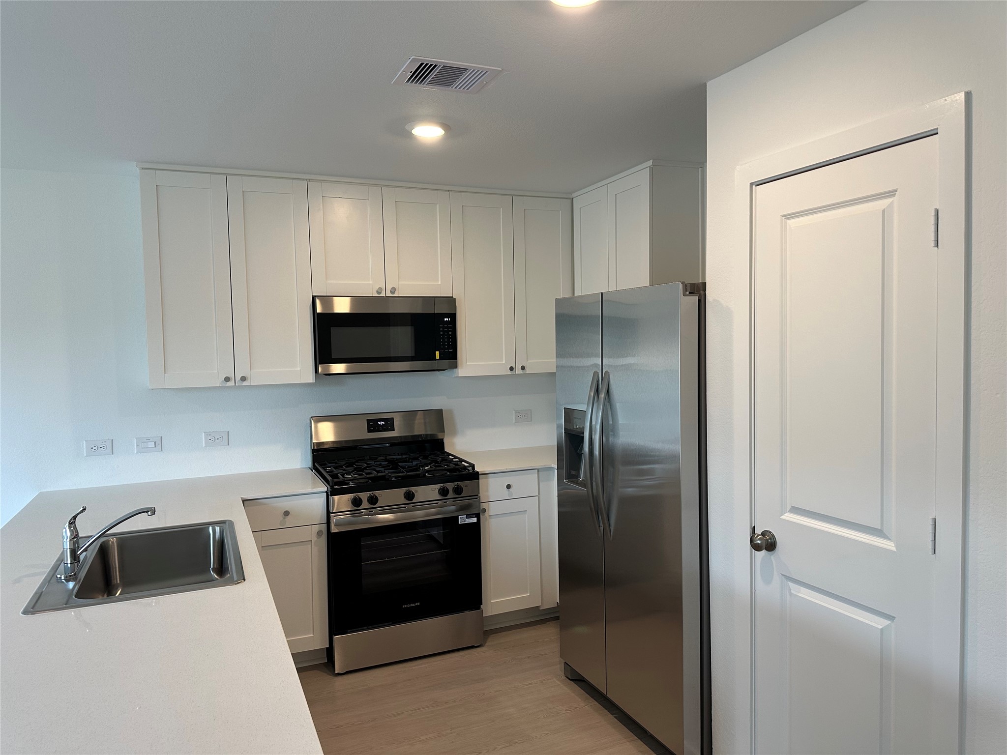 6209 Alder Creek Property Photo 9