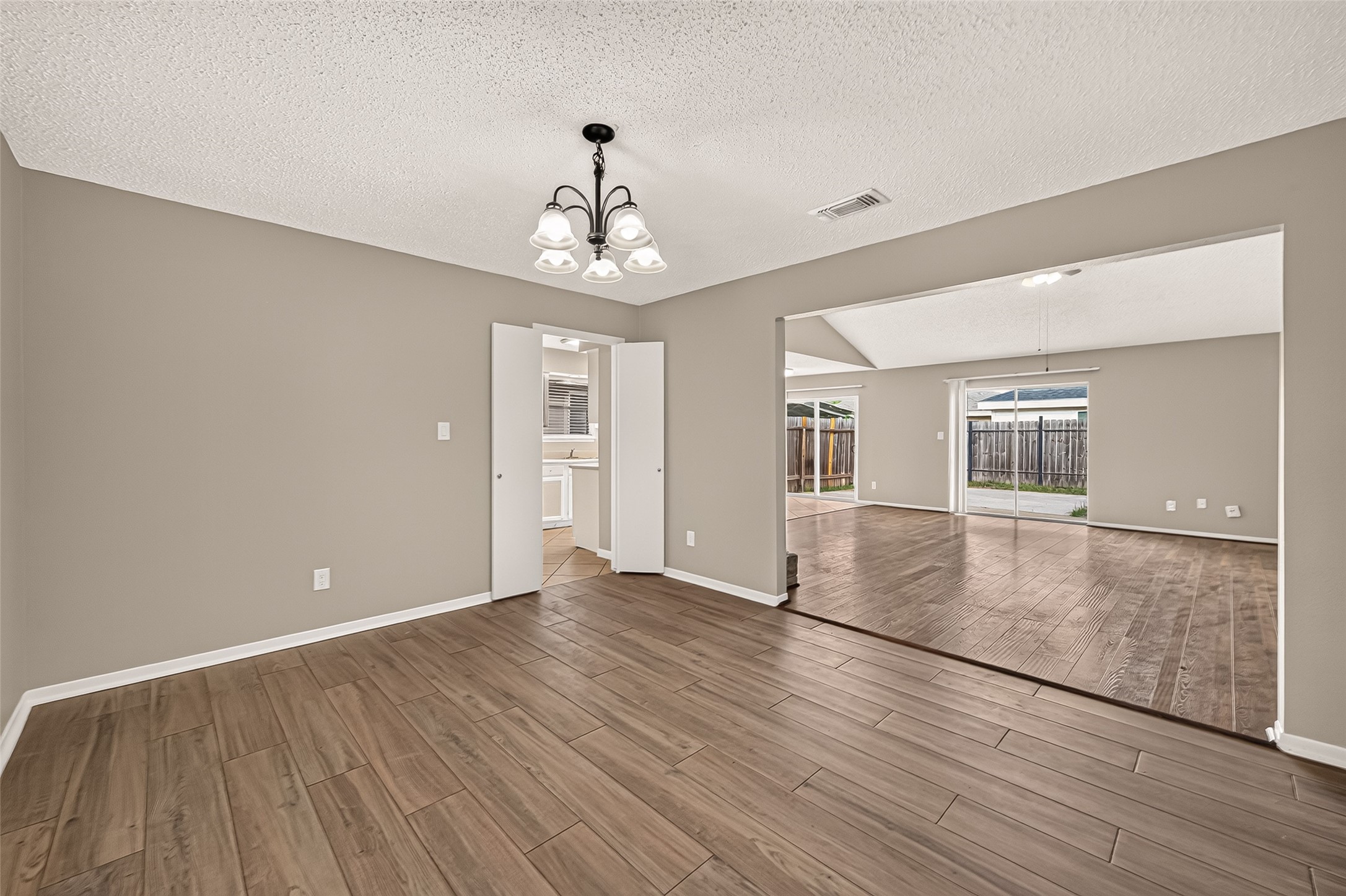 6111 Grandvale Drive Property Photo 4