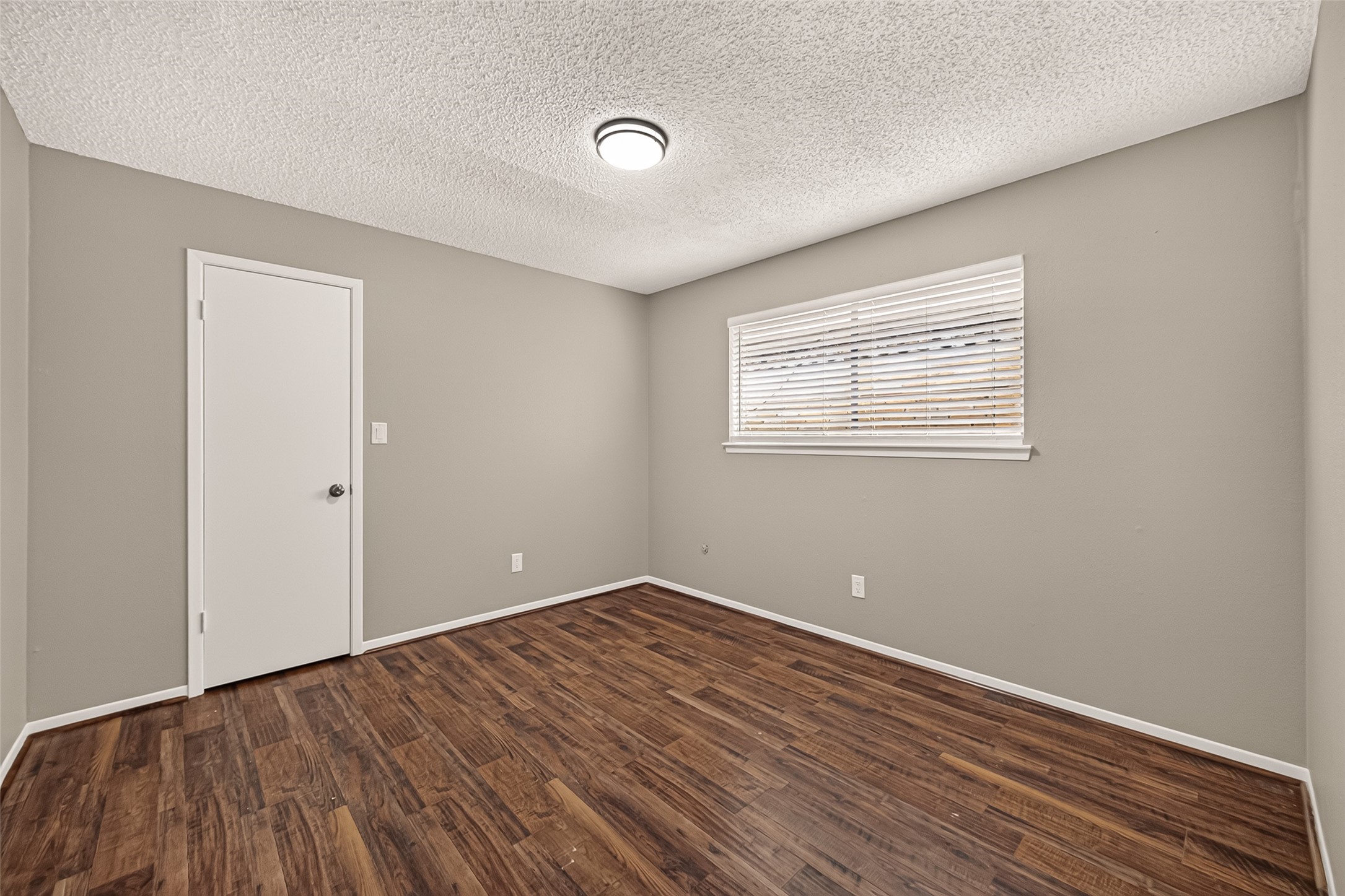 6111 Grandvale Drive Property Photo 26