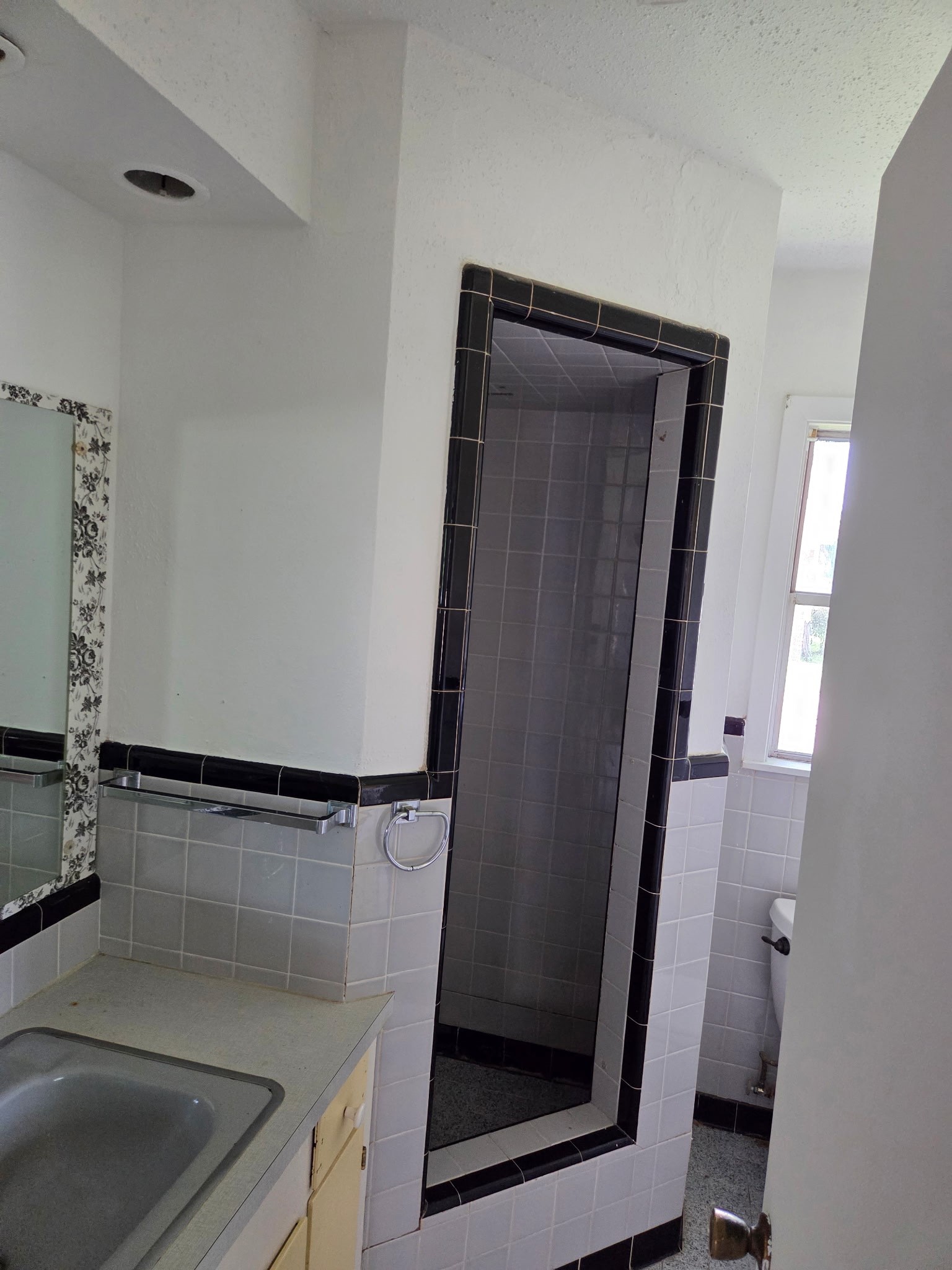1133 25th Avenue N Property Photo 9