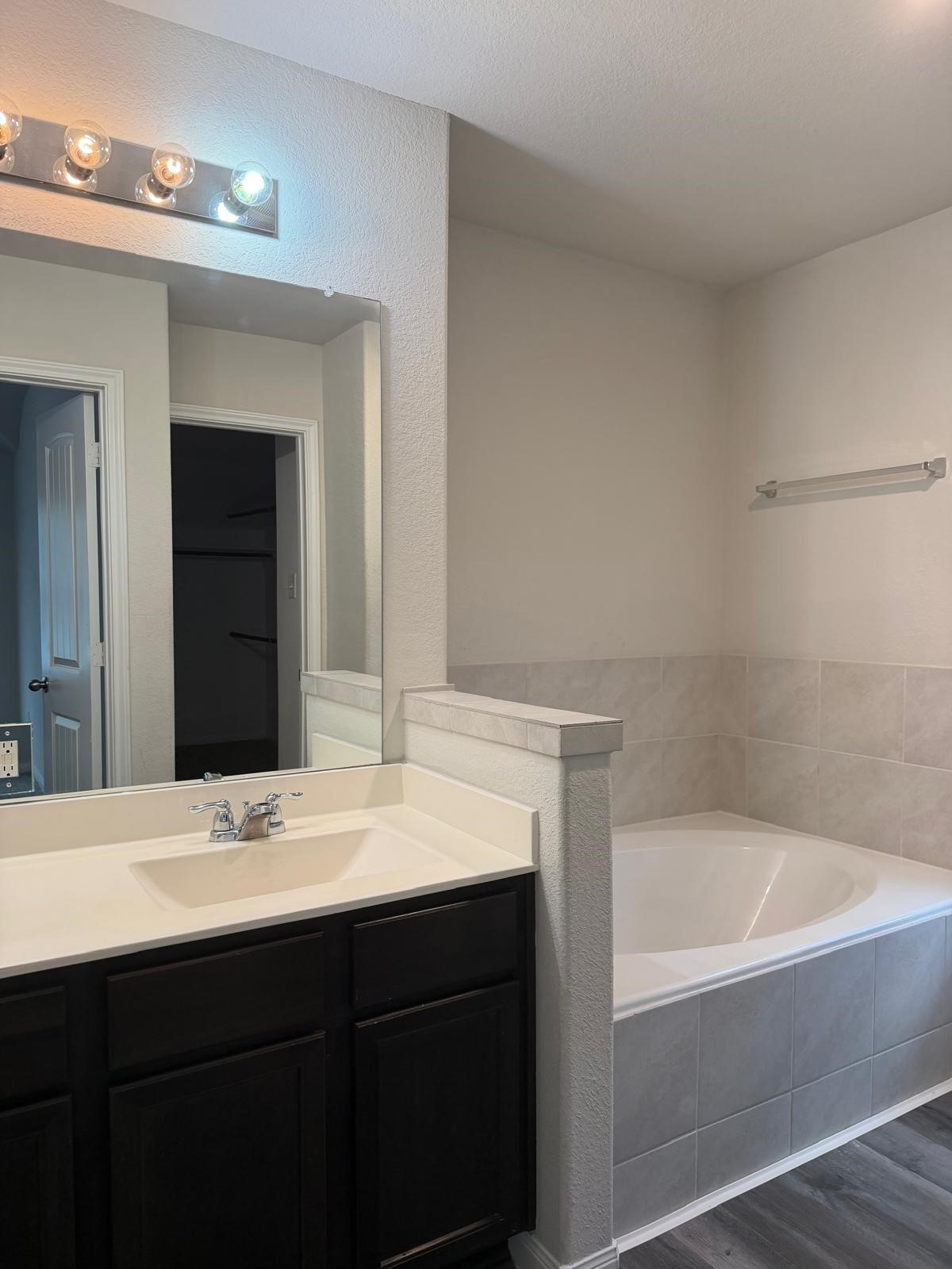 25419 Grotto Falls Lane Property Photo 10