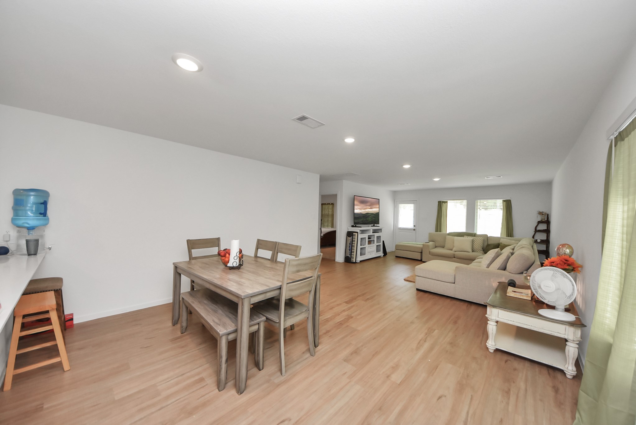 22443 Douglas Court Property Photo 9