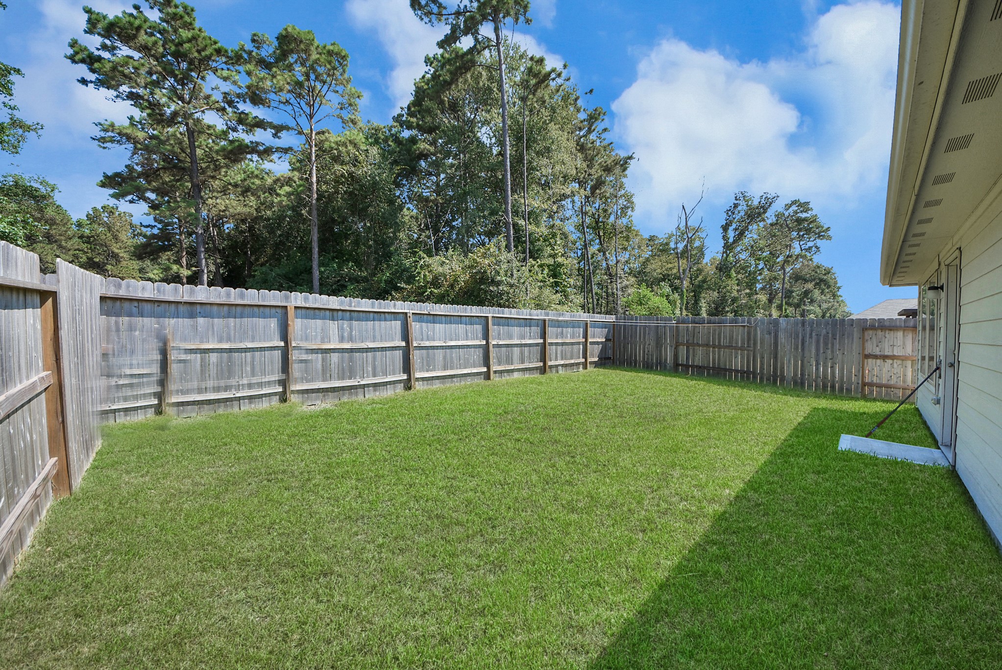 22443 Douglas Court Property Photo 35