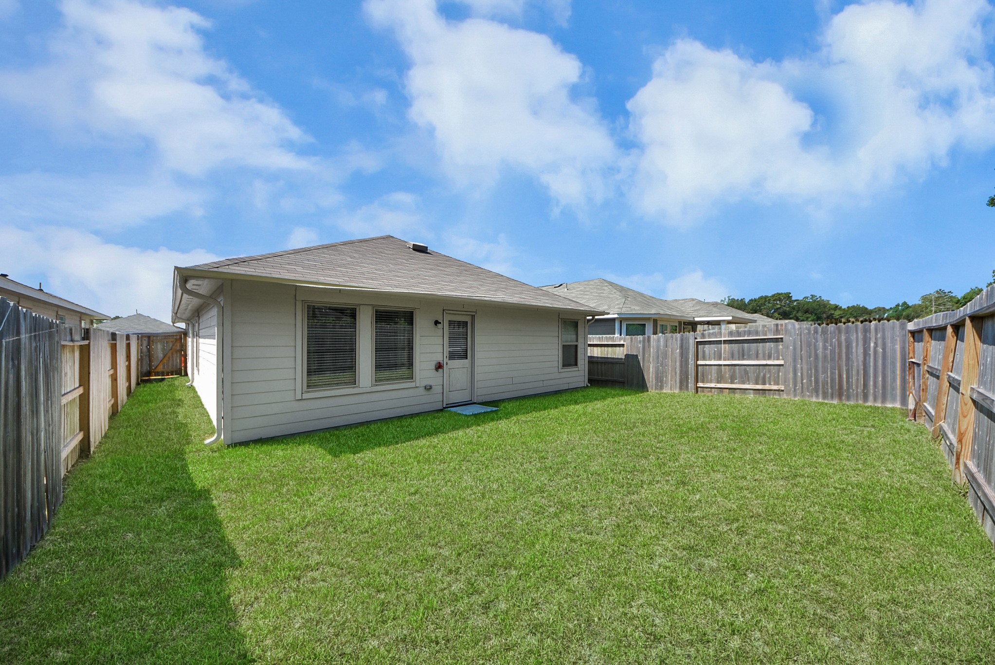 22443 Douglas Court Property Photo 36