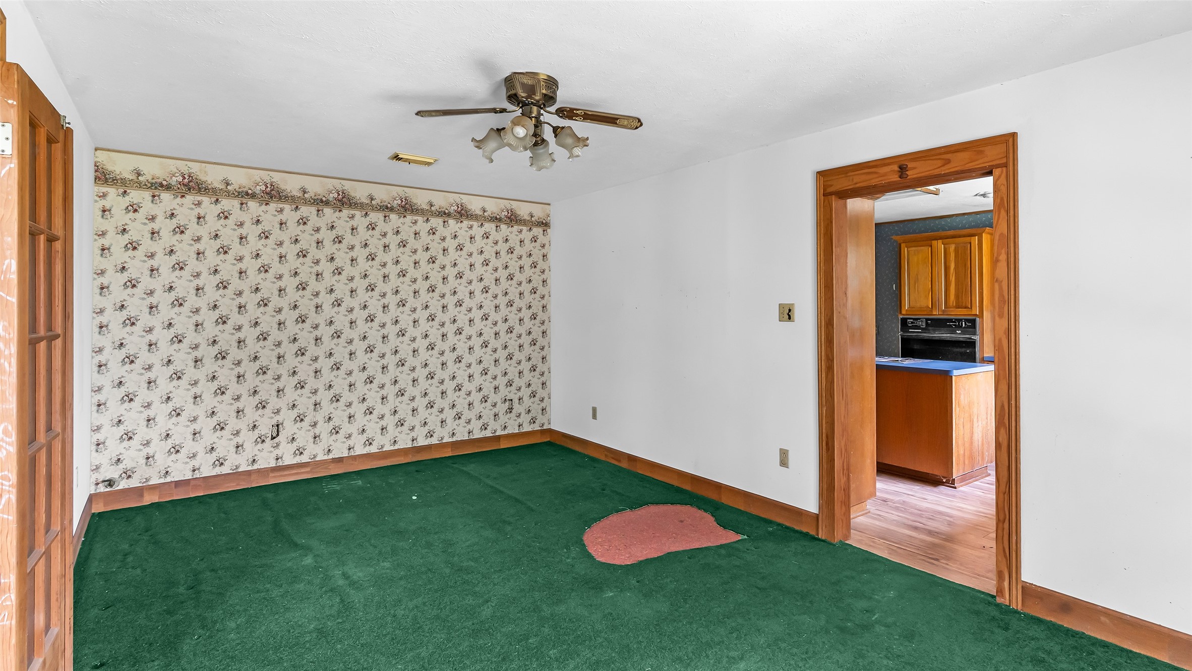 4862 Highway 30 W Property Photo 9