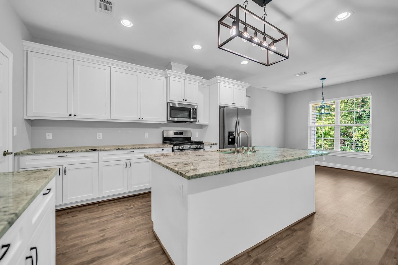 1 Hanover Lane Property Photo 17