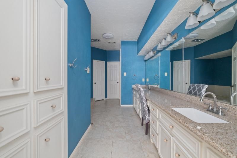 2306 Vine Creek Drive Property Photo 19