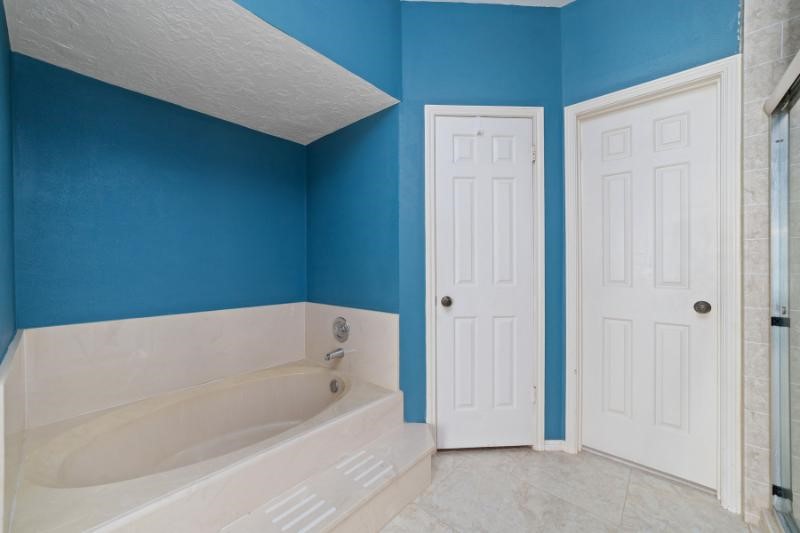 2306 Vine Creek Drive Property Photo 21