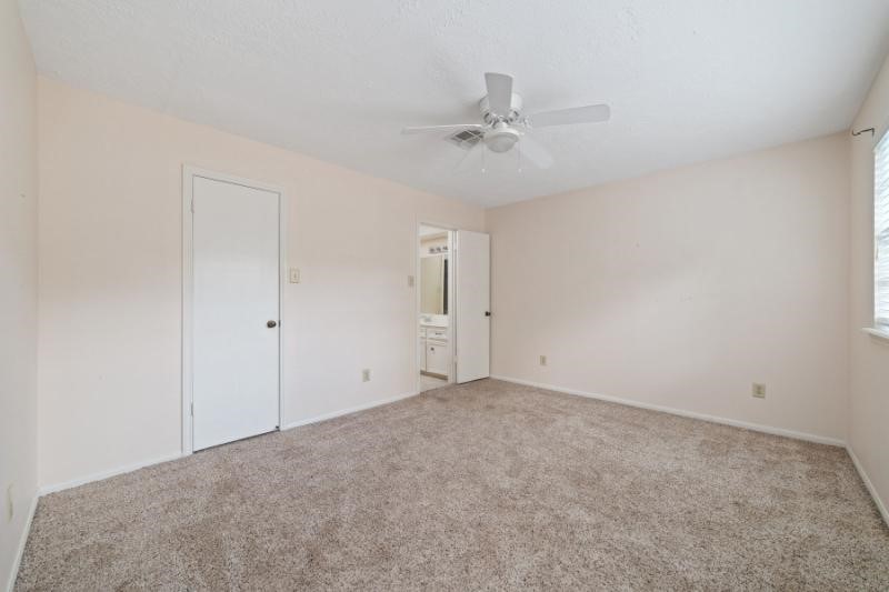 2306 Vine Creek Drive Property Photo 22