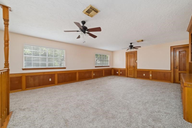 2306 Vine Creek Drive Property Photo 29