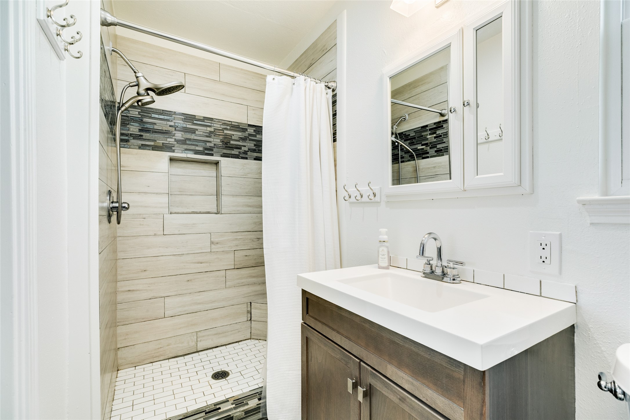 4230 Pirates Drive Property Photo 31