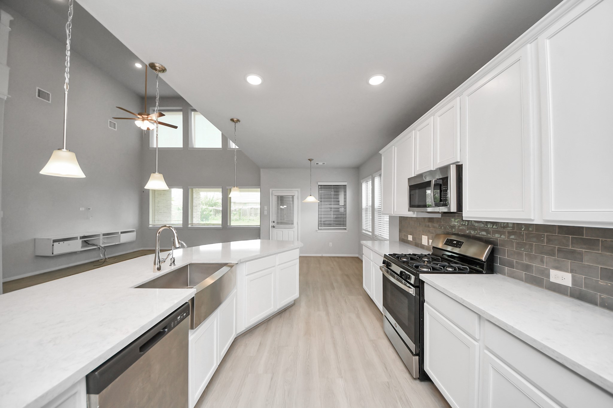 3102 Trishelle Court Property Photo 11