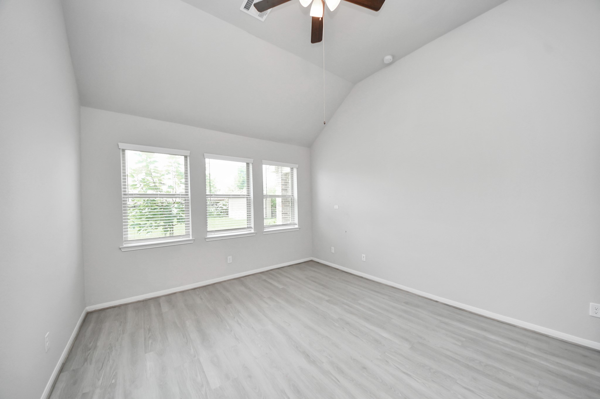 3102 Trishelle Court Property Photo 40