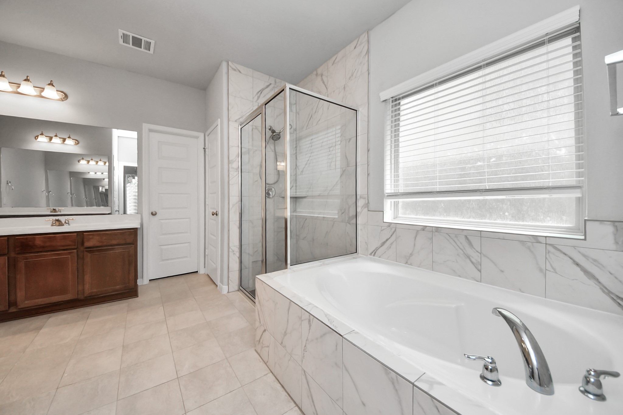3102 Trishelle Court Property Photo 42