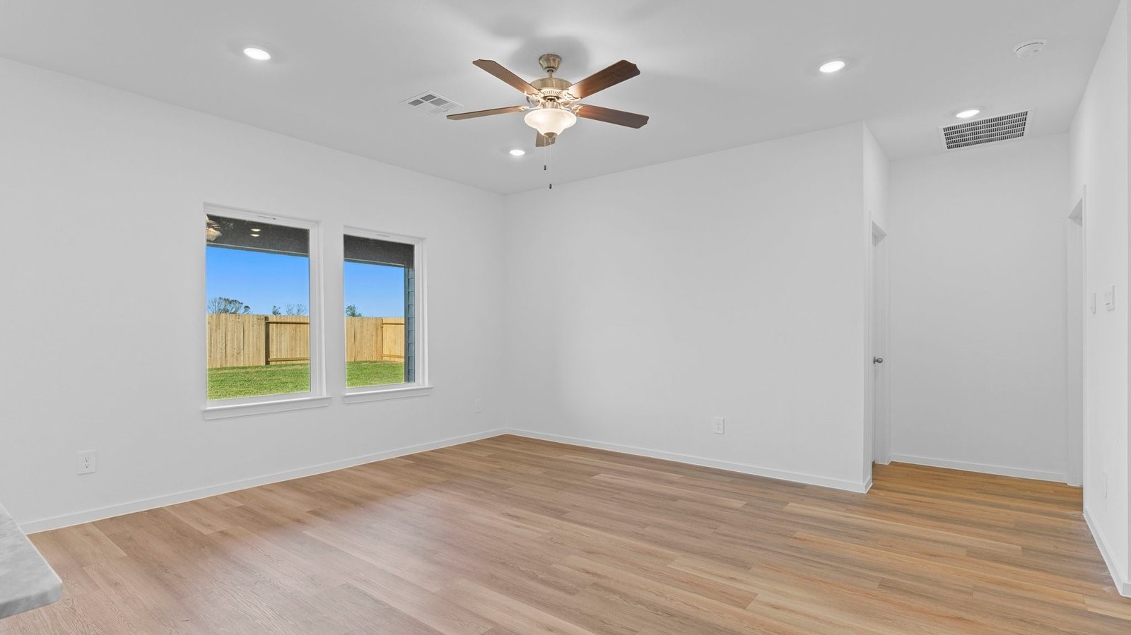 9123 Serene Haven Dr Property Photo 12
