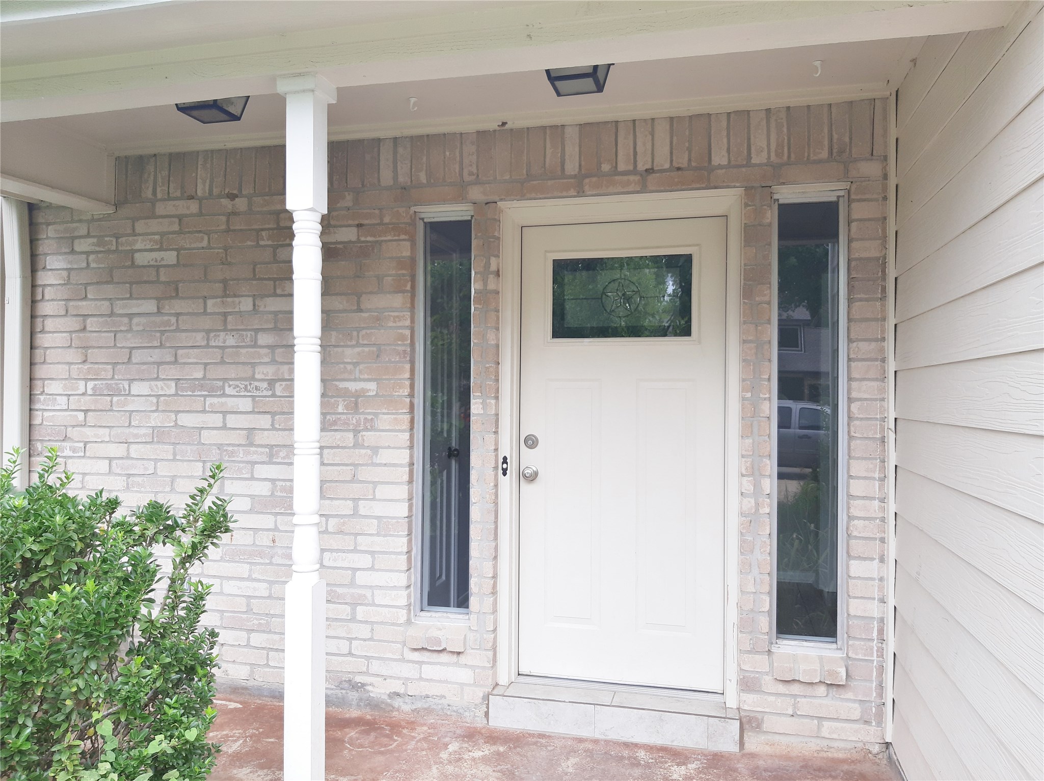 1706 Calveryman Lane Property Photo 2