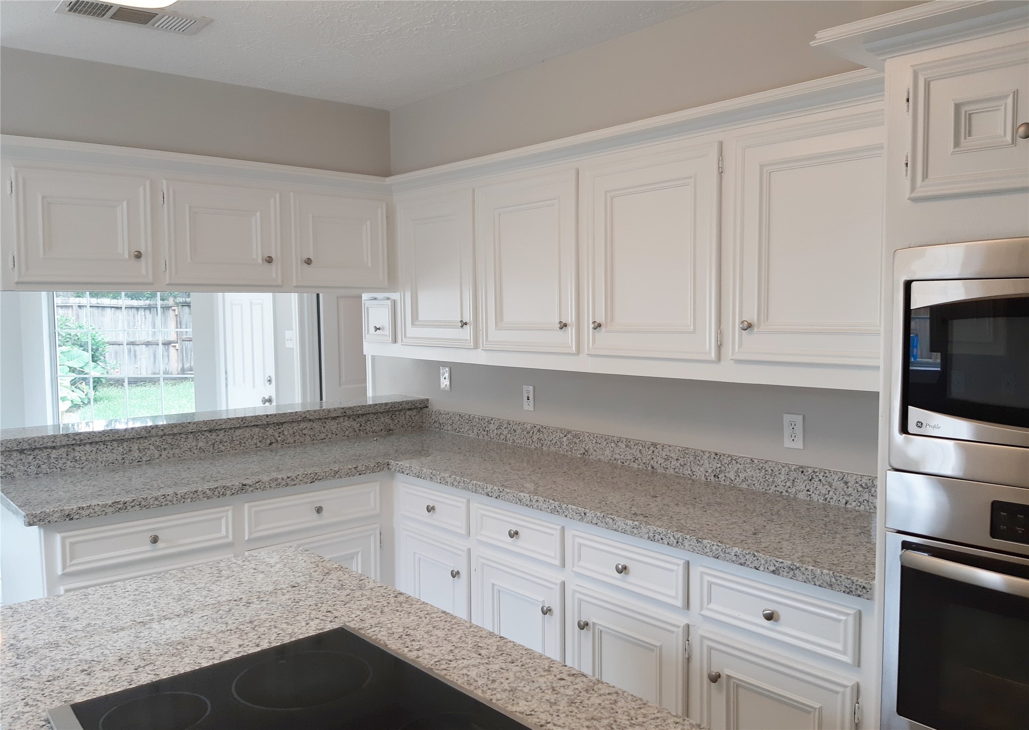 1706 Calveryman Lane Property Photo 4
