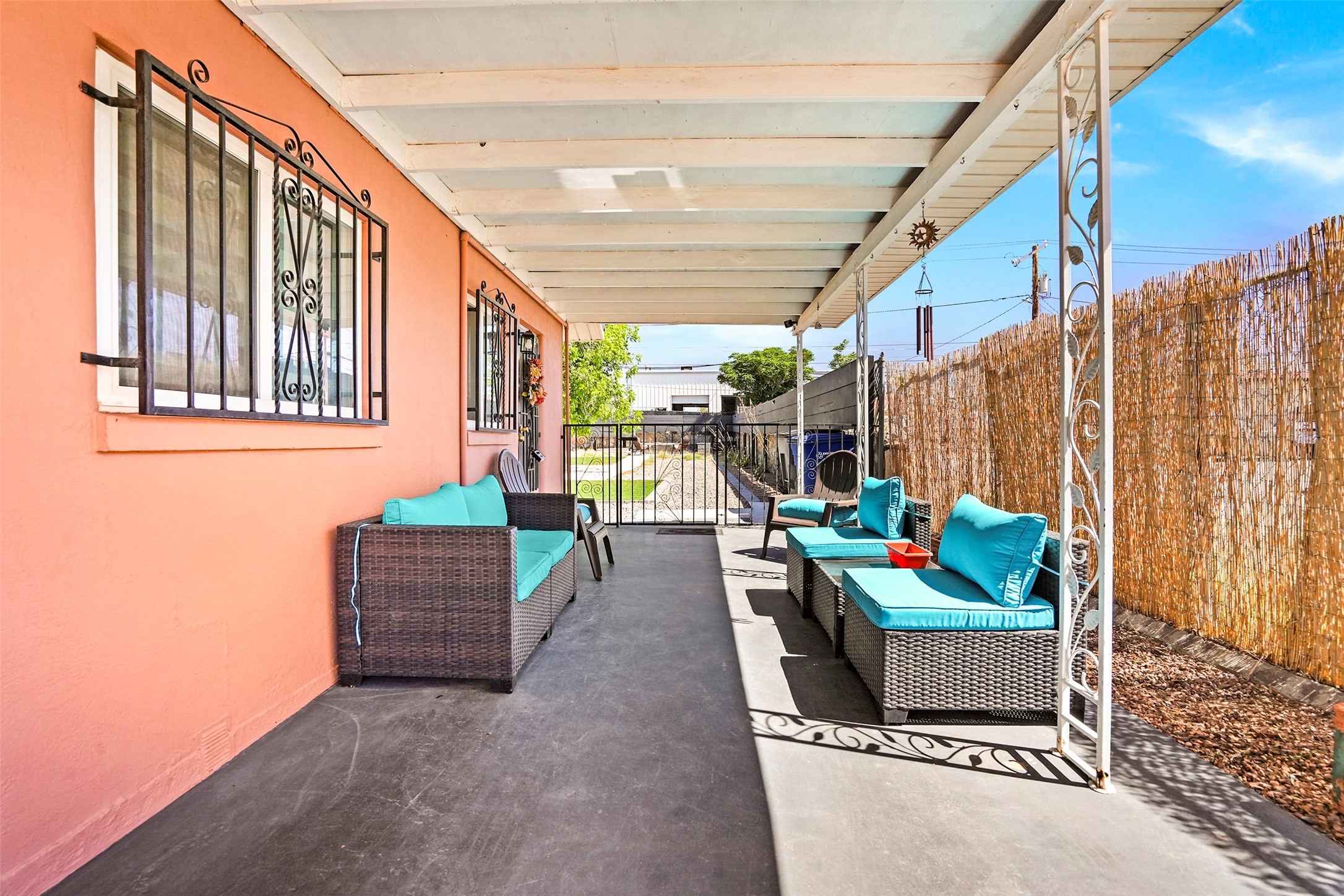 4405 Tularosa Avenue Property Photo 5