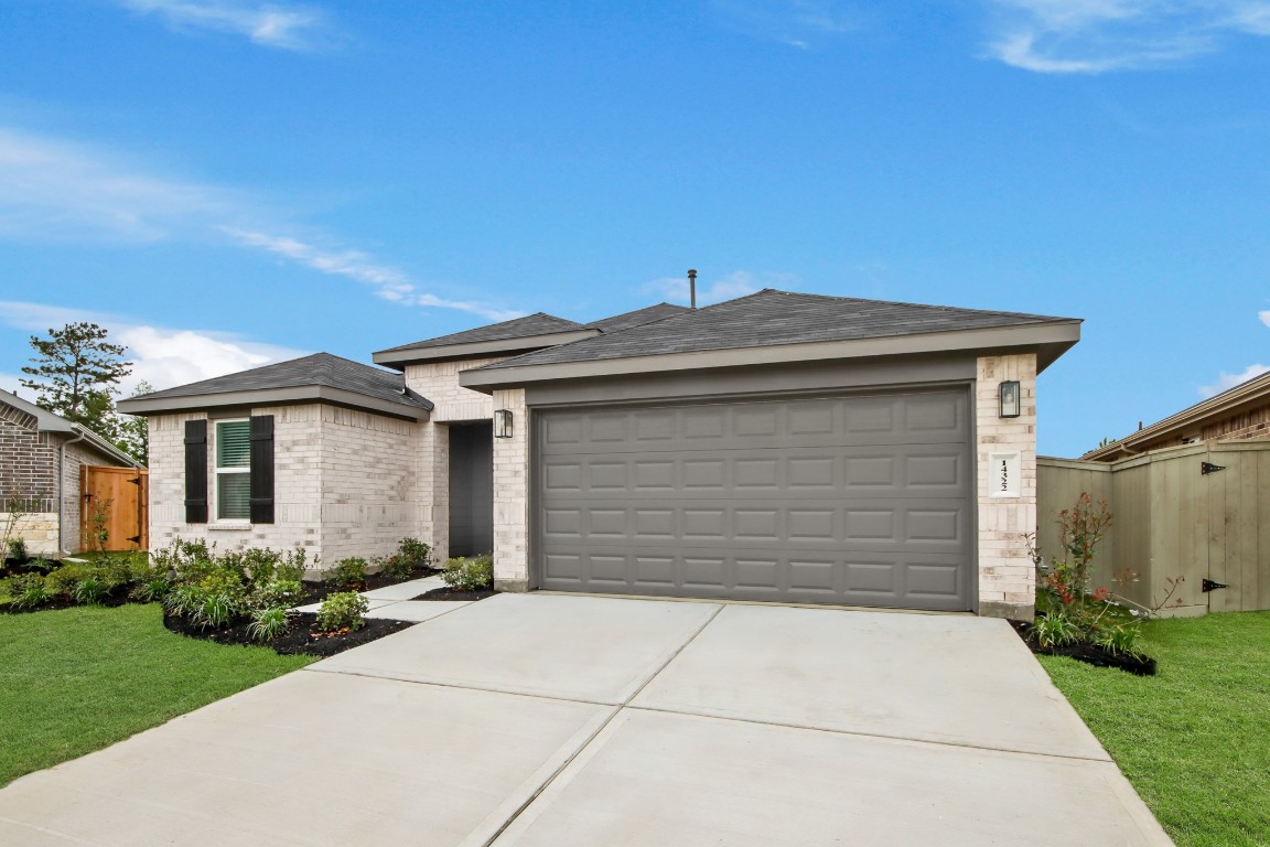 14322 Moonflower Drive Property Photo 3