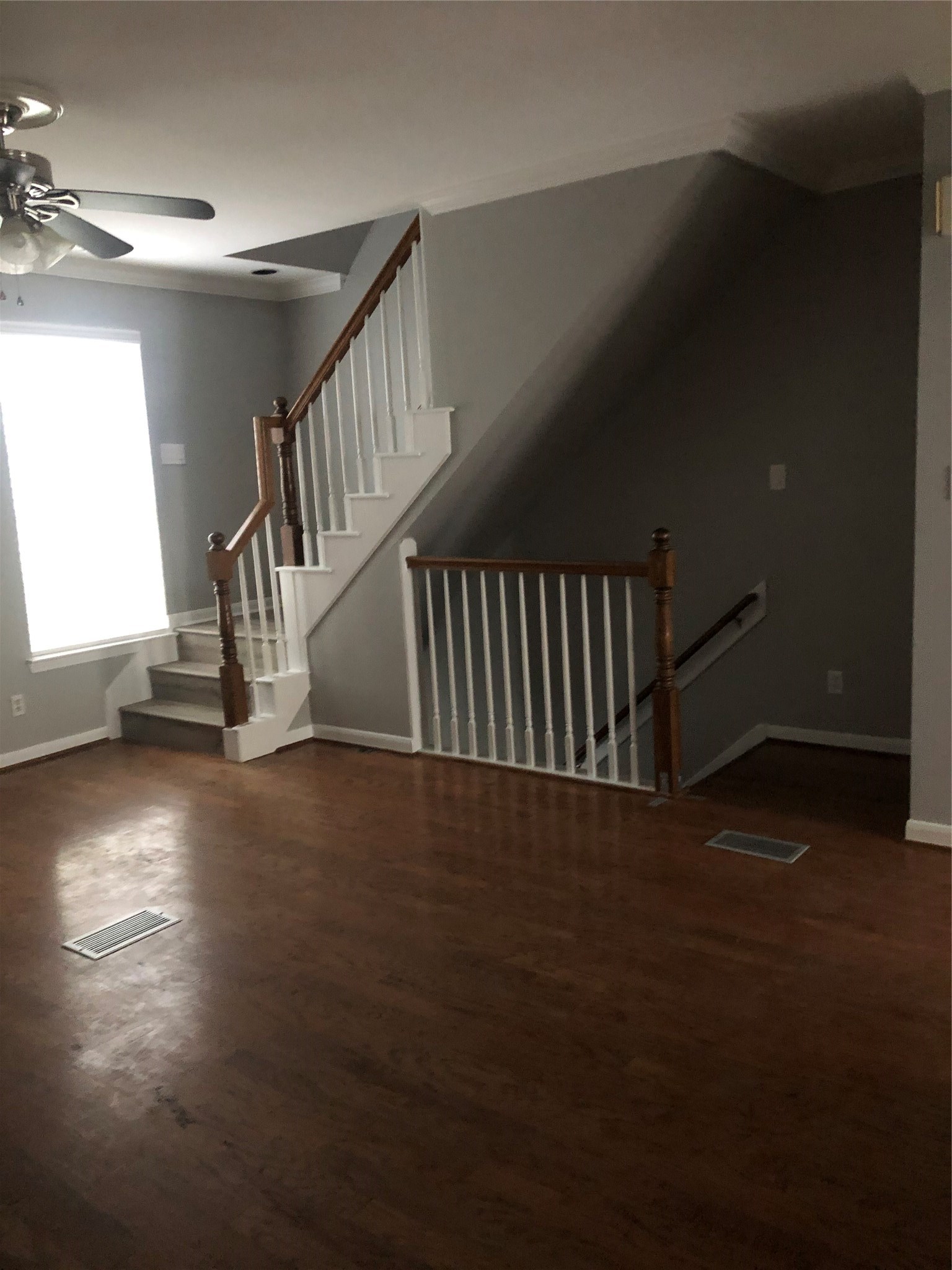 1906 Vermont Street E Property Photo 2