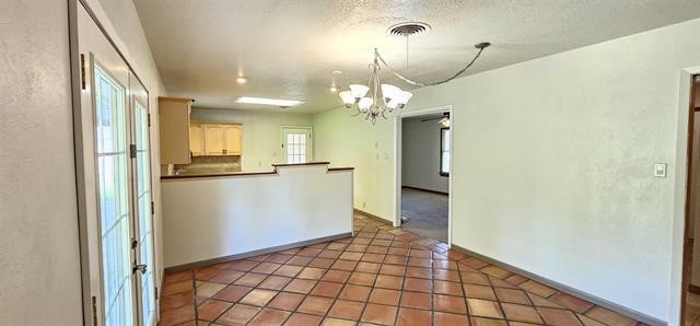 2410 Bradford Property Photo 10