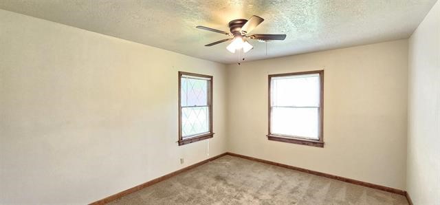 2410 Bradford Property Photo 12