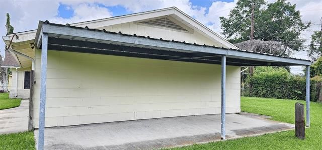 2410 Bradford Property Photo 21