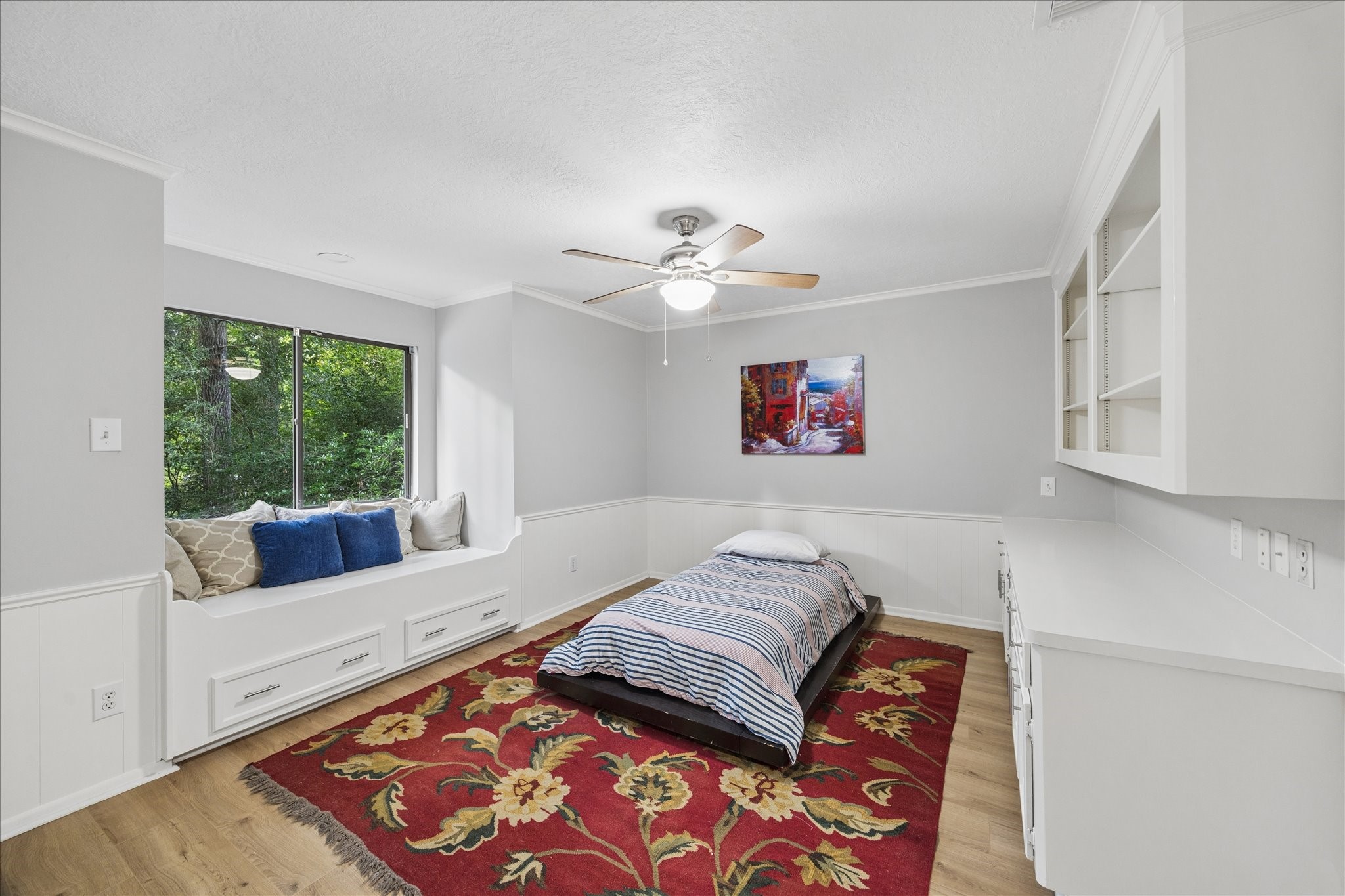 2411 Oakbank Drive Property Photo 25
